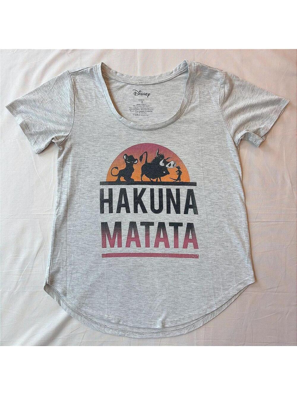 Disney Lion King Hakuna Matata Women's Graphic T-Shirt Curved Hem Scoop Neck